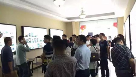 歡迎湖南湖北標(biāo)識(shí)協(xié)會(huì)來我司參觀考察